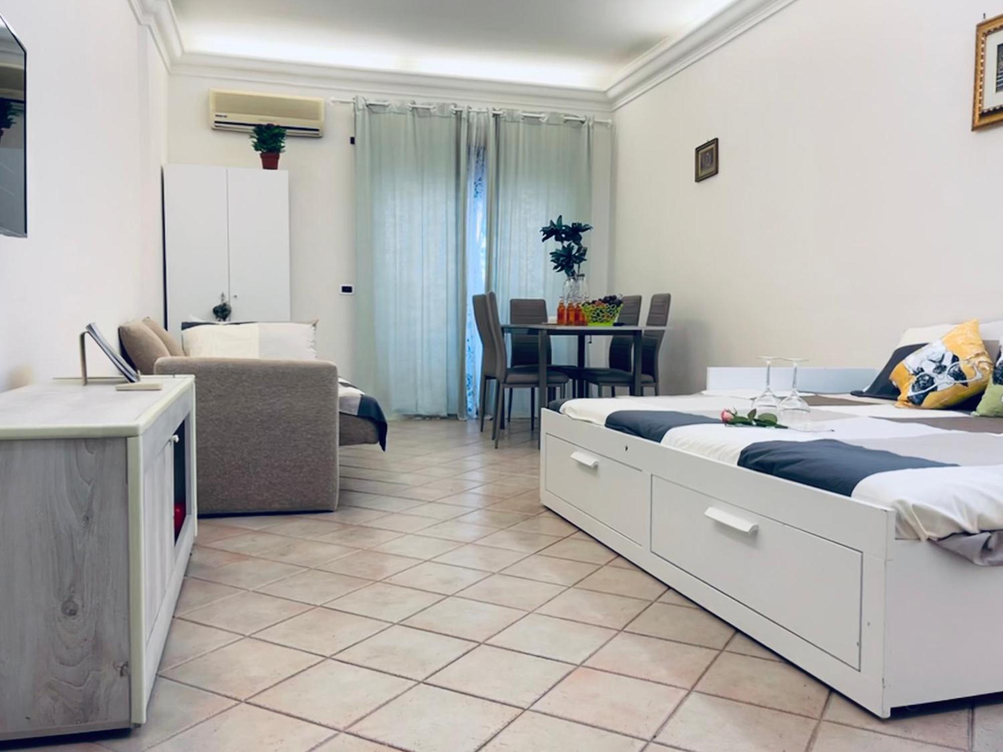 רומא Angelina Suite מראה חיצוני תמונה