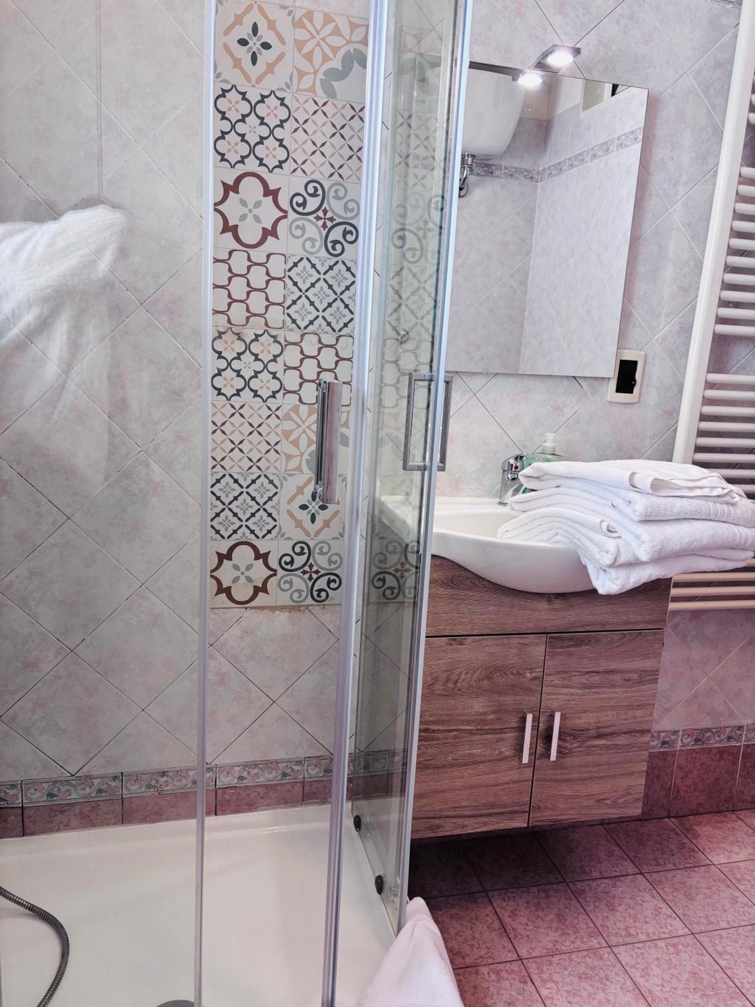 רומא Angelina Suite מראה חיצוני תמונה